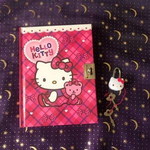 RARE NEW HELLO KITTY LOCK DIARY SANRIO 2014